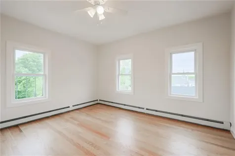 529 Wood Street Bristol RI 02809