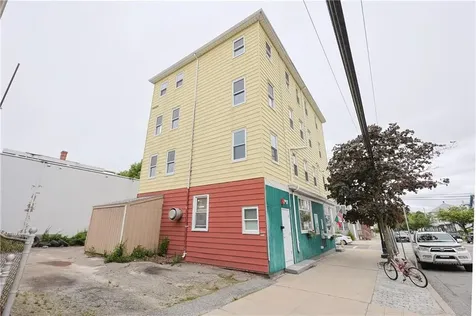 529 Wood Street Bristol RI 02809