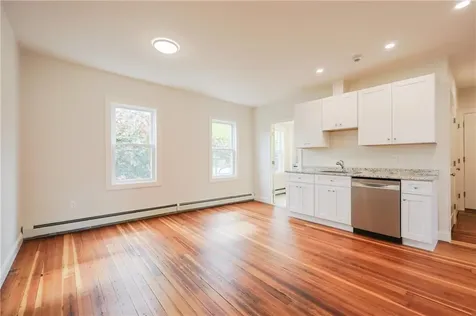 529 Wood Street Bristol RI 02809