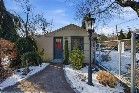 60 Knight Street Warwick RI 02886