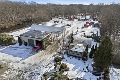 60 Knight Street Warwick RI 02886