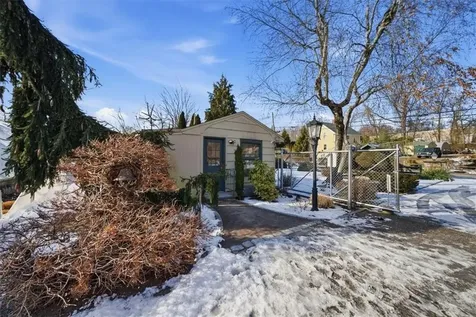 60 Knight Street Warwick RI 02886