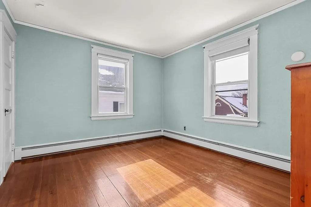 72 Hilltop Avenue Providence RI 02908