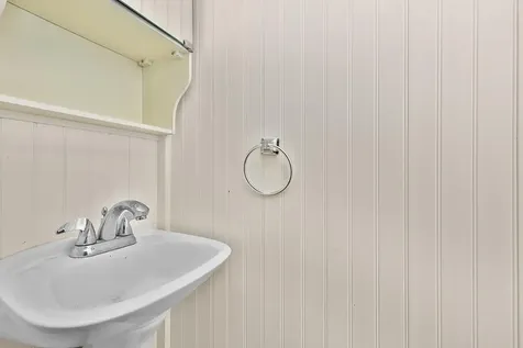 72 Hilltop Avenue Providence RI 02908