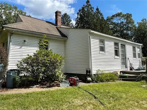 163 Woodside Avenue Cumberland RI 02864