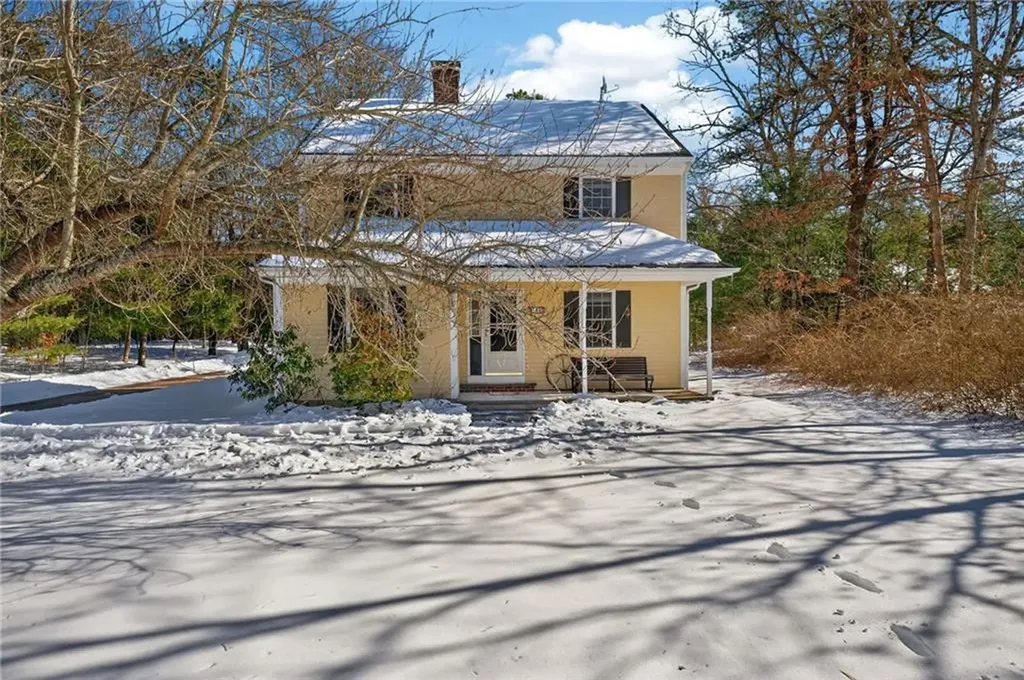 144 Richmond Townhouse Road Richmond RI 02812