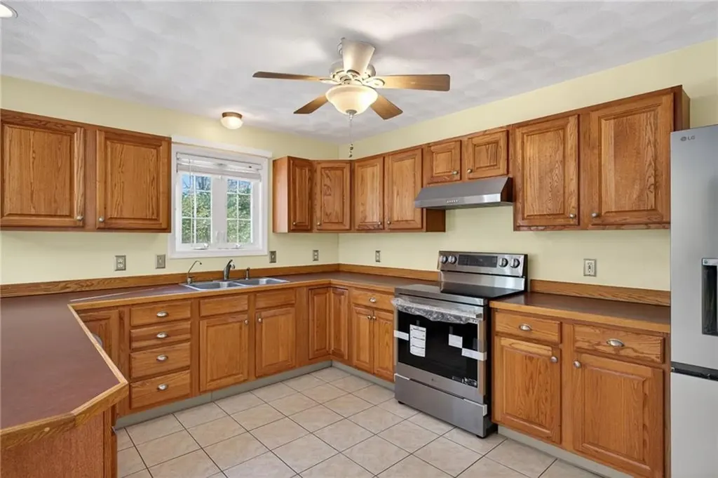 144 Richmond Townhouse Road Richmond RI 02812