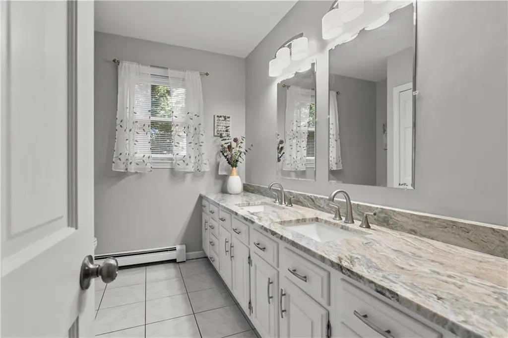 20 Morrison Avenue Middletown RI 02840