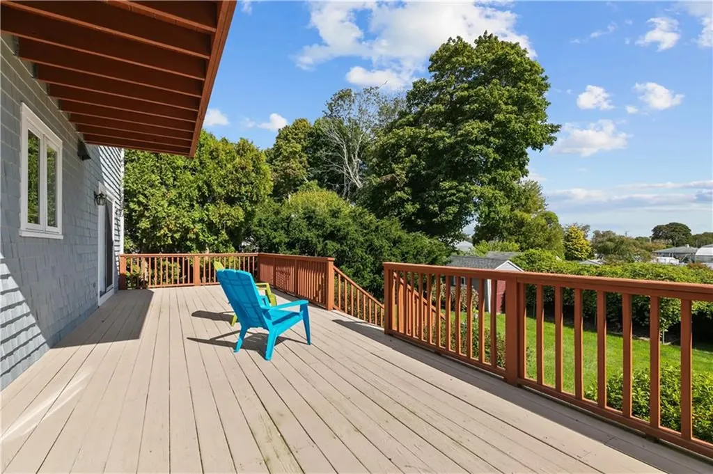 20 Morrison Avenue Middletown RI 02840