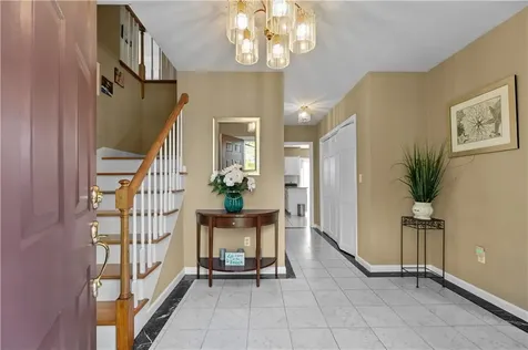20 Morrison Avenue Middletown RI 02840