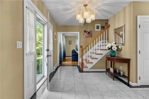 20 Morrison Avenue Middletown RI 02840