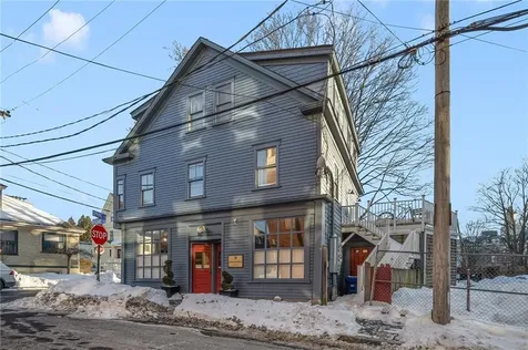 21 Spring Street Newport RI 02840