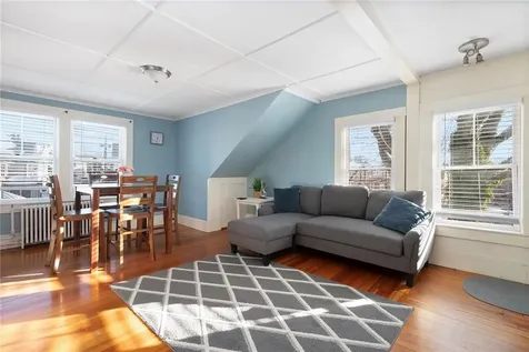 21 Spring Street Newport RI 02840