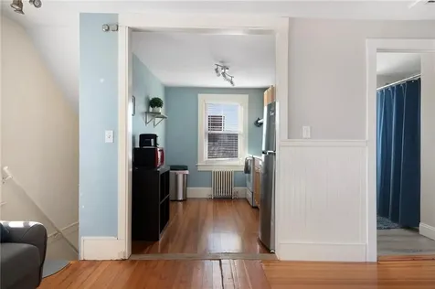 21 Spring Street Newport RI 02840