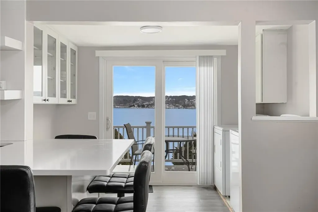 47 Cedar Avenue Portsmouth RI 02871