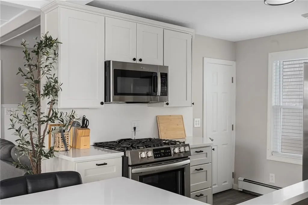 47 Cedar Avenue Portsmouth RI 02871