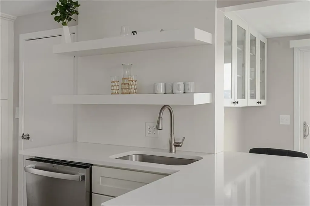 47 Cedar Avenue Portsmouth RI 02871