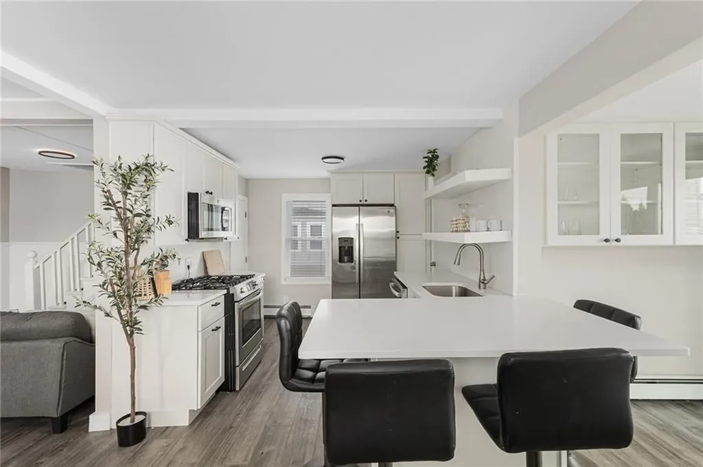 47 Cedar Avenue Portsmouth RI 02871