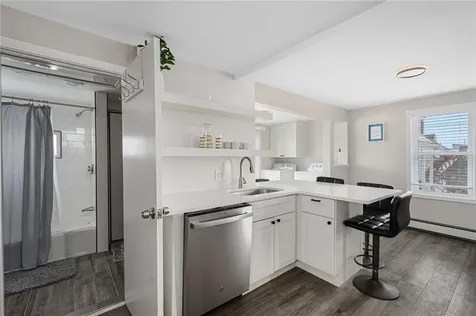 47 Cedar Avenue Portsmouth RI 02871