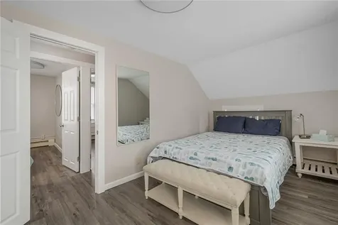 47 Cedar Avenue Portsmouth RI 02871