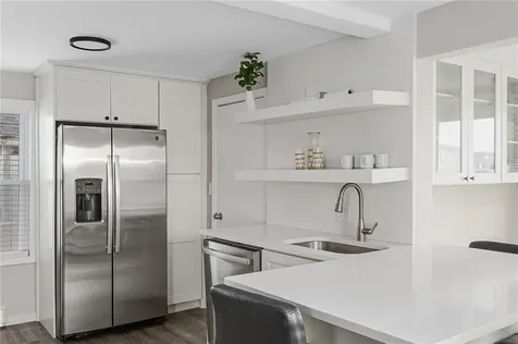 47 Cedar Avenue Portsmouth RI 02871