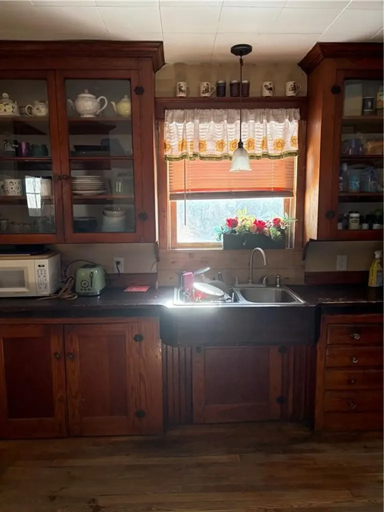 26 Danielson Pike Foster RI 02825