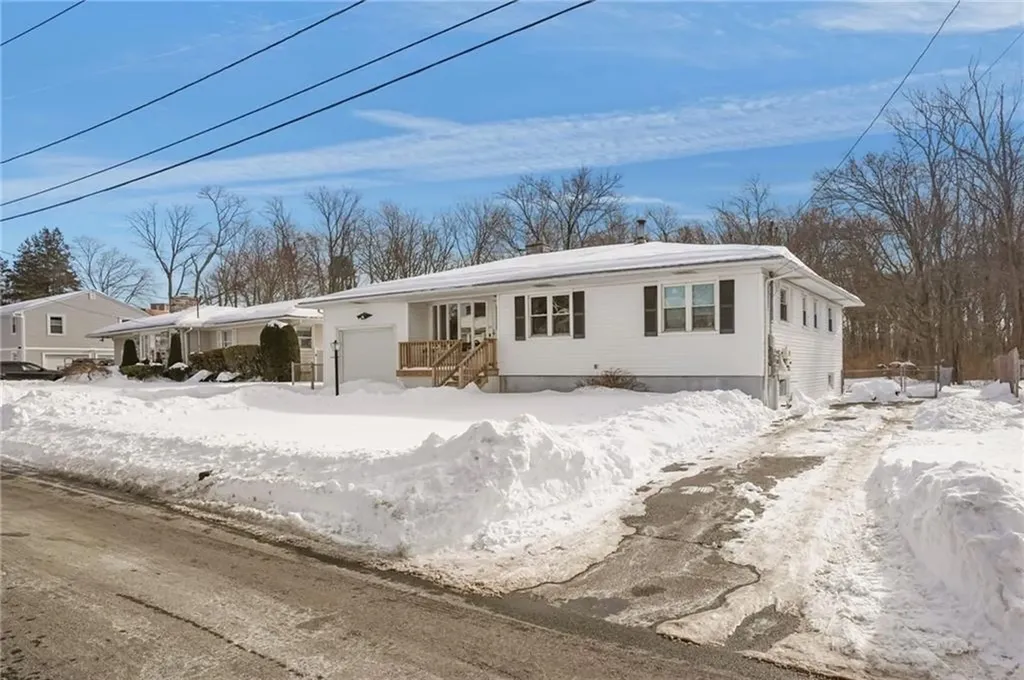 25 Fisher Street North Providence RI 02911