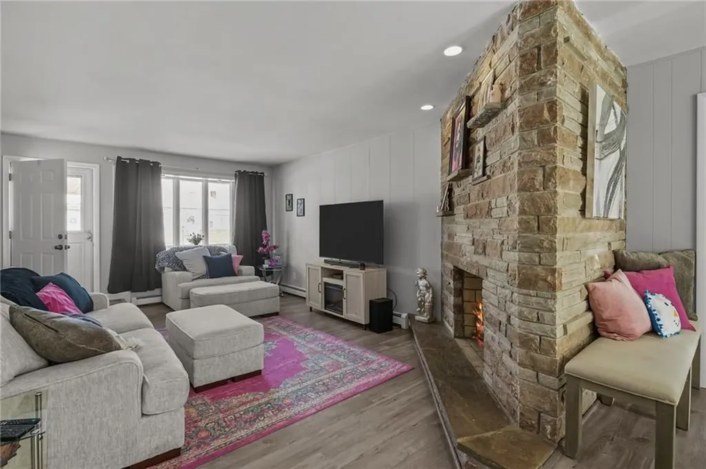 25 Fisher Street North Providence RI 02911