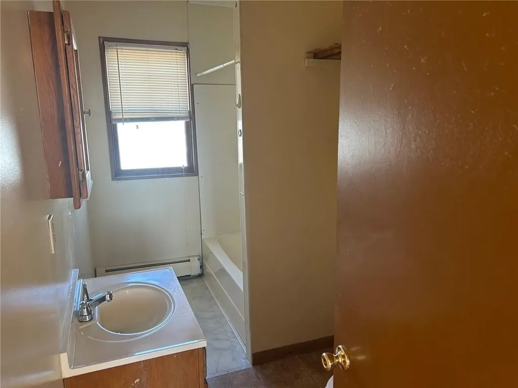 33 37 Home Street West Warwick RI 02893