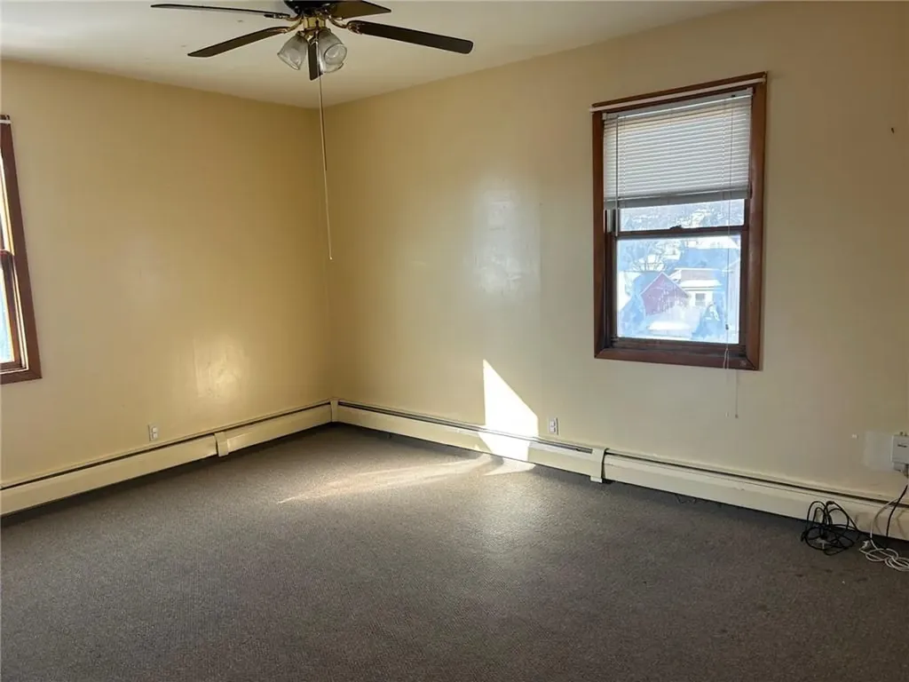 33 37 Home Street West Warwick RI 02893