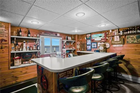 240 Shawomet Avenue Warwick RI 02889