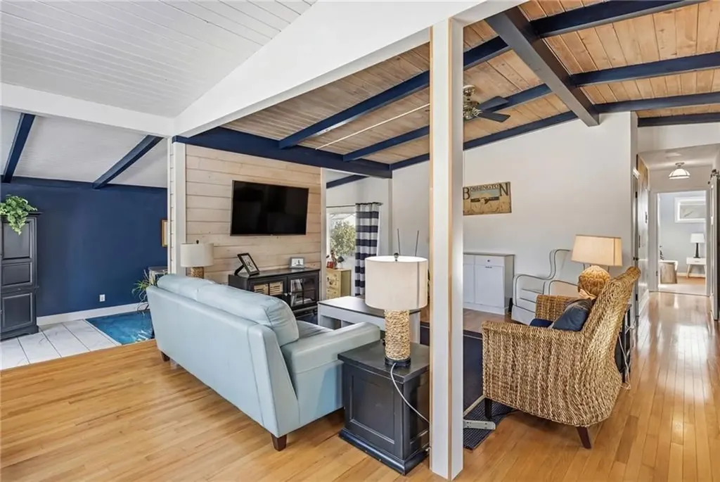 13 Plateau Road Westerly RI 02891