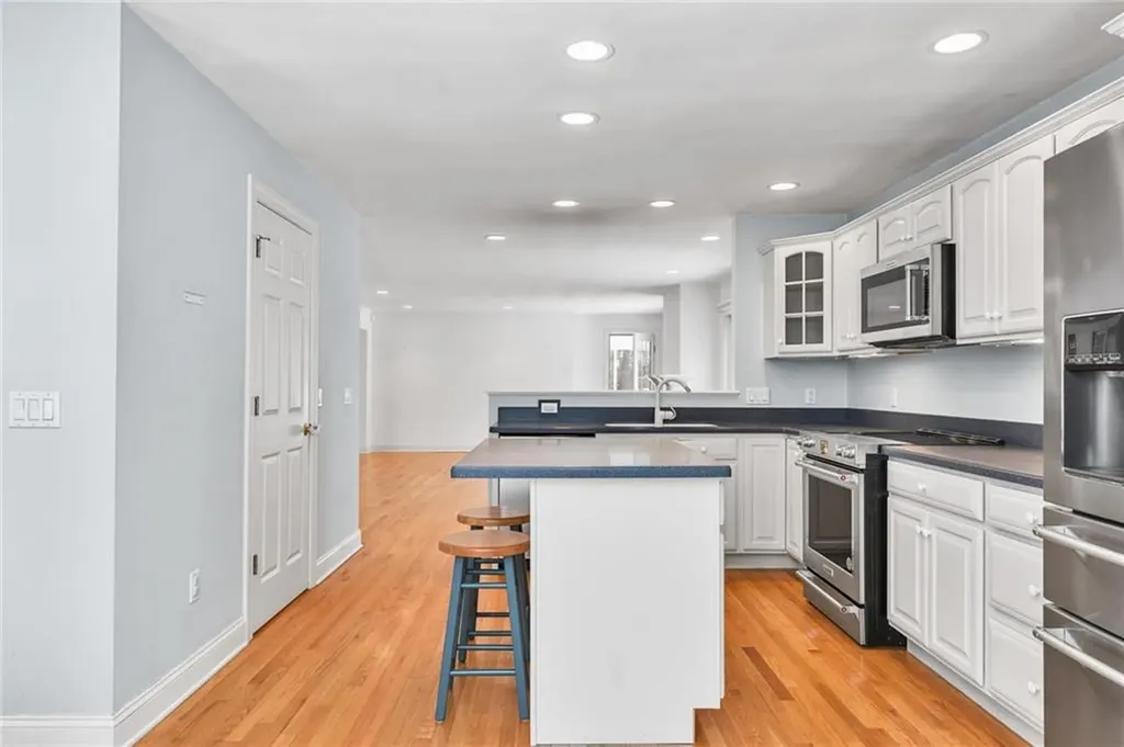 15 Jessica Lane South Kingstown RI 02879