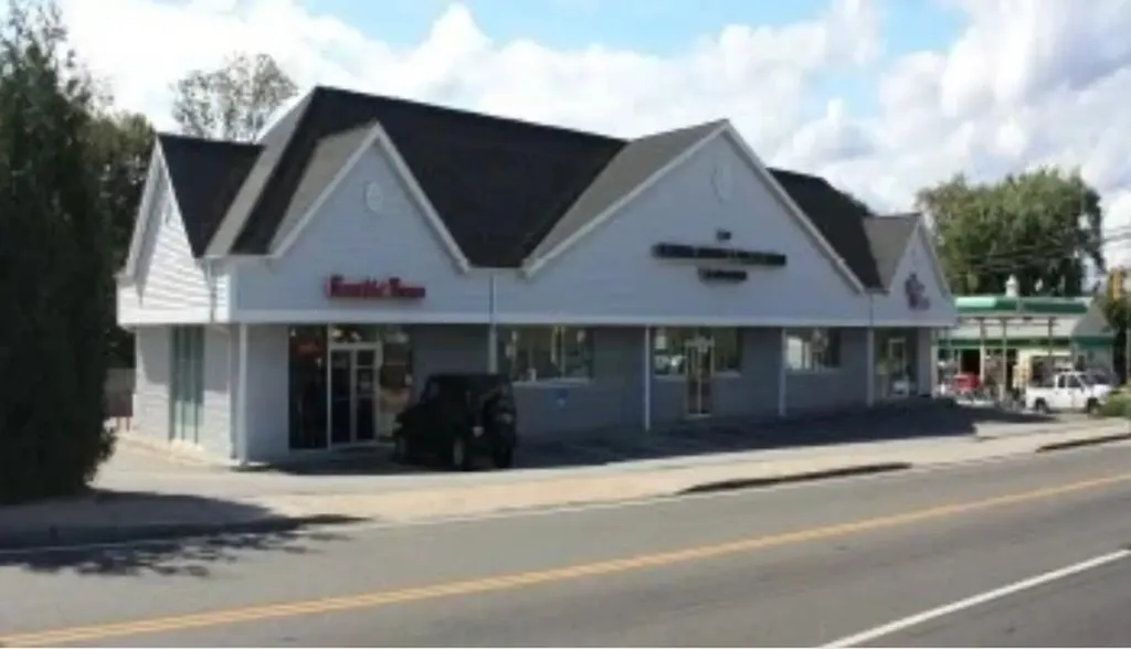 468 Smithfield Road North Providence RI 02904