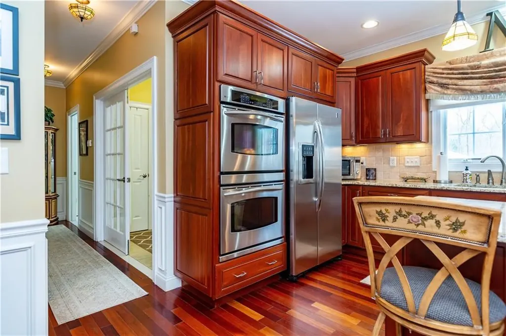 11 Nottingham Drive Scituate RI 02831