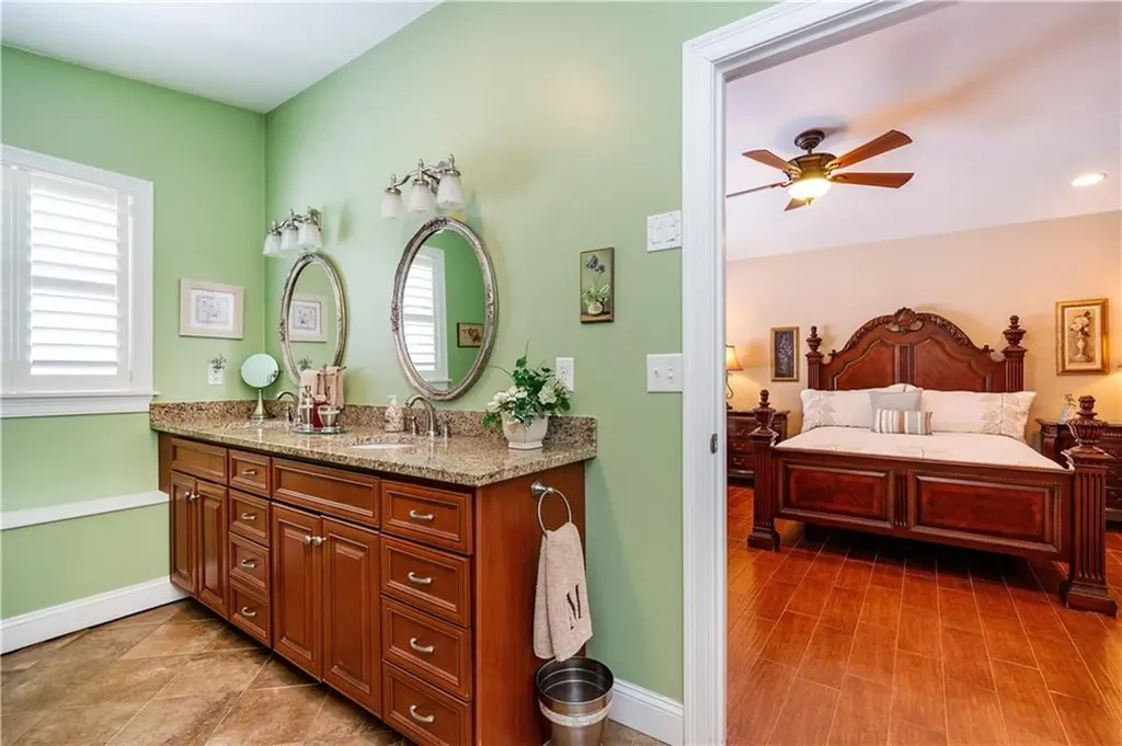 11 Nottingham Drive Scituate RI 02831