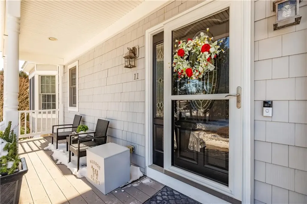 11 Nottingham Drive Scituate RI 02831