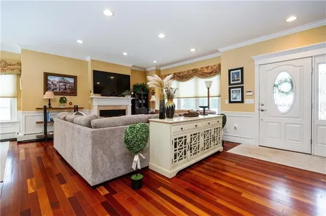 11 Nottingham Drive Scituate RI 02831