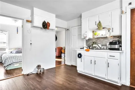 37 Warren Avenue Warren RI 02885