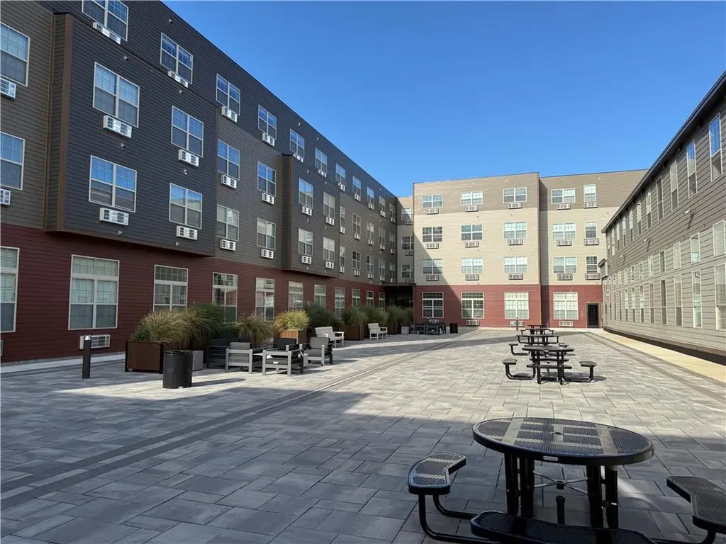 327 Pine Street Pawtucket RI 02860