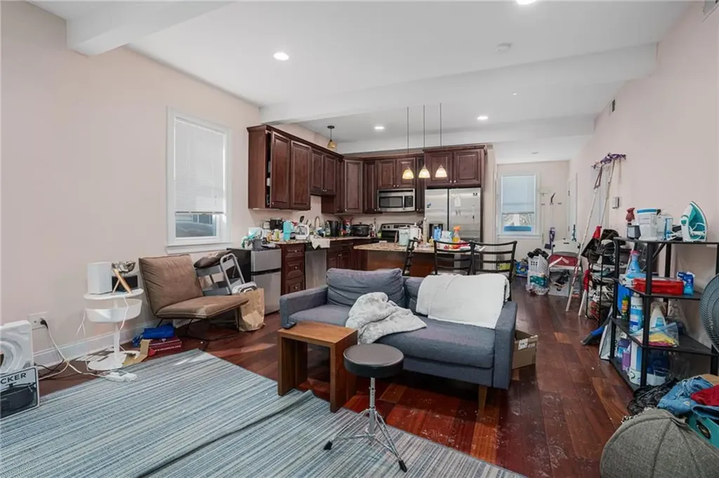 374 Wickenden Street Providence RI 02903