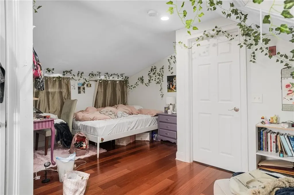 374 Wickenden Street Providence RI 02903