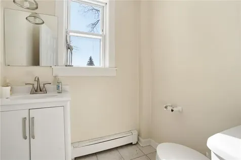 20 22 Mount Pleasant View Avenue Cumberland RI 02864