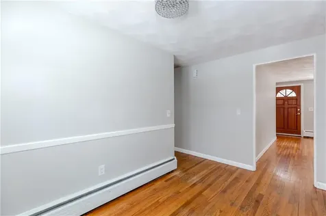 266 Vineyard Road Warwick RI 02889