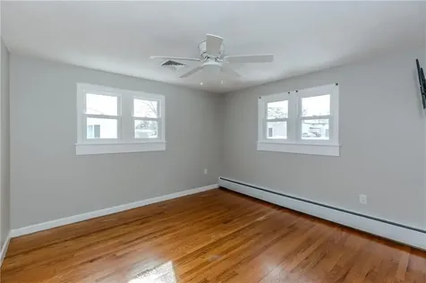 266 Vineyard Road Warwick RI 02889