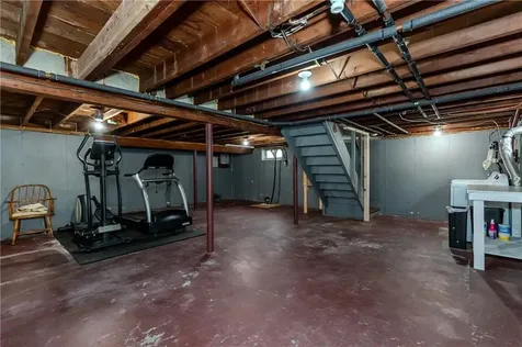 266 Vineyard Road Warwick RI 02889