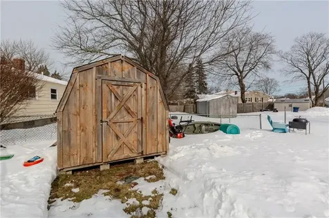 266 Vineyard Road Warwick RI 02889