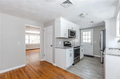 266 Vineyard Road Warwick RI 02889