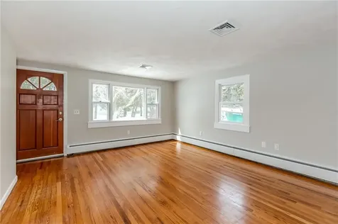 266 Vineyard Road Warwick RI 02889