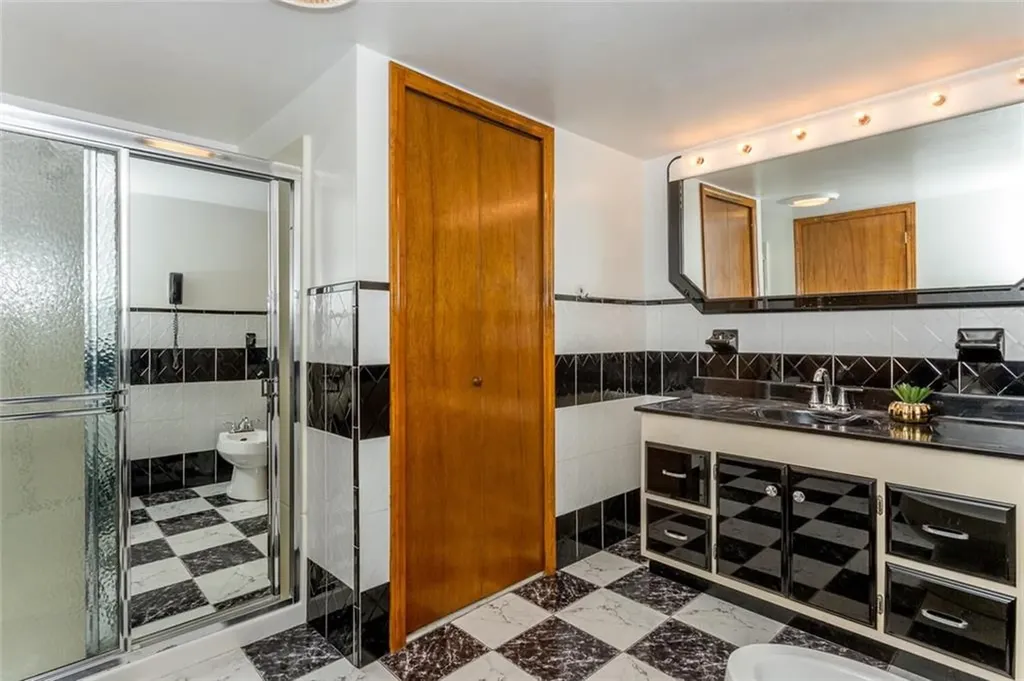 275 Columbus Avenue Pawtucket RI 02861